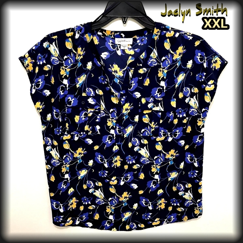 🦩XXL Beautiful Jaclyn Smith Floral Print Blouse Lightweight Summer Short Sleeve